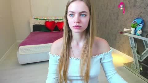 alisa_glamur online show from February 9, 5:01 pm