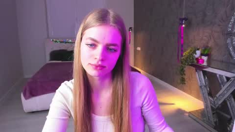 alisa_glamur online show from March 2, 5:04 pm