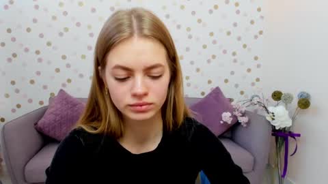 alisa_glamur online show from February 19, 1:06 pm