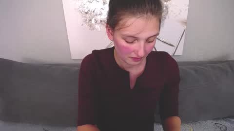 Snapshot of alisaperes chatting on September 19, 1:37 pm Alisa online show from September 19, 1:37 pm