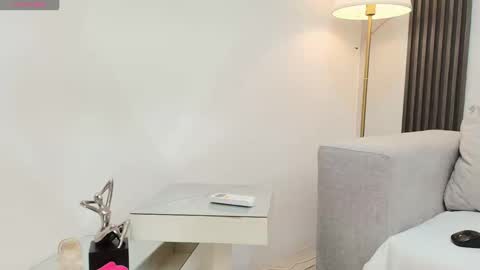Alisha online show from September 19, 1:48 pm