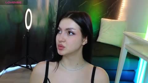 Snapshot of alissa4_ chatting on February 15, 12:54 pm ALISSA online show from February 15, 12:54 pm