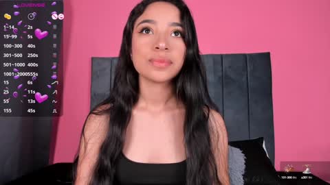 Mara  Isabel online show from December 3, 12:19 am