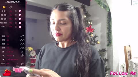 Alix online show from January 3, 2:21 am