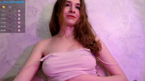 Snapshot of allendia chatting on January 12, 5:22 pm Ellen online show from January 12, 5:22 pm