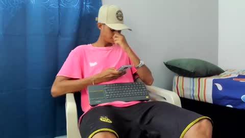 alpha smit online show from January 28, 6:39 pm