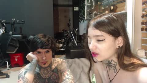 Snapshot of alucardcarmilaa chatting on September 21, 5:00 am Alucard Carmila online show from September 21, 5:00 am