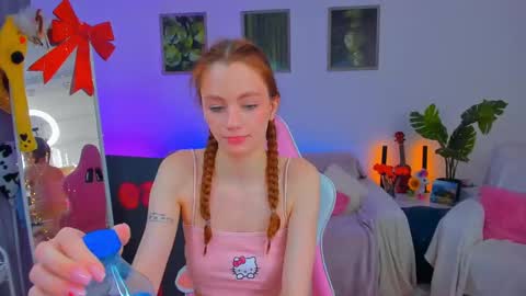 alyssa_smitt online show from January 25, 10:29 am