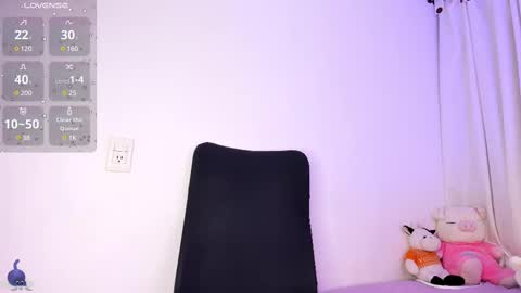 Amalia    real MIA  online show from February 9, 4:57 am