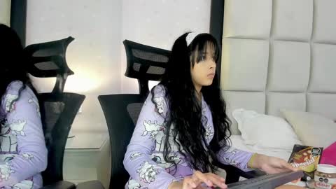 Amara Grant online show from January 20, 1:39 am