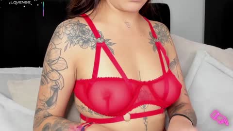 -  A M A R A - online show from February 6, 11:37 pm