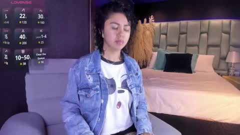Emily online show from March 9, 11:25 am