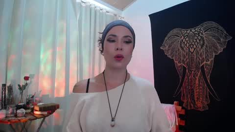 Snapshot of amatista_riveera chatting on February 26, 11:43 am Amatista Next stream 9 DEC 1 PM COLOMBIAN TIME miss u and love u online show from February 26, 11:43 am