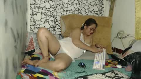 Snapshot of amazing_angel22 chatting on February 27, 12:57 am amazing angel online show from February 27, 12:57 am