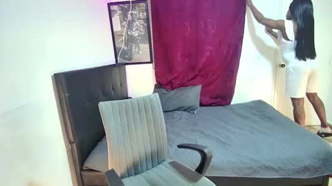 ambargil__ online show from February 28, 11:58 am