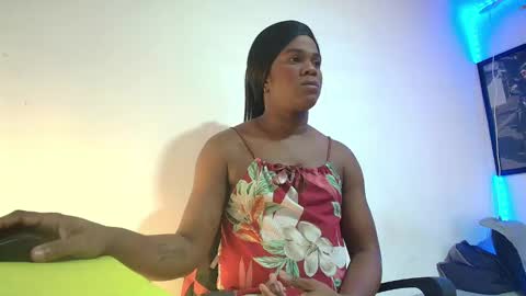 ambargil__ online show from January 7, 10:33 am