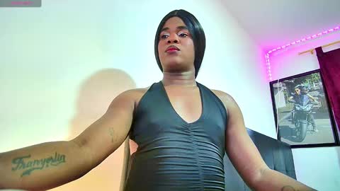 ambargil__ online show from February 21, 6:04 pm
