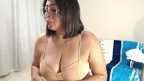  Amber Sofhia  online show from February 2, 10:06 pm