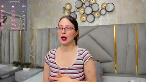 Snapshot of ambeerrwood_ chatting on September 16, 1:02 pm . Amber Wood . online show from September 16, 1:02 pm