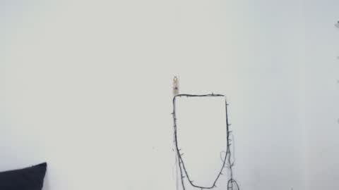 Snapshot of ambel_rose chatting on December 11, 4:07 am ambel_rose online show from December 11, 4:07 am