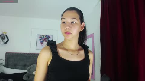 Snapshot of amber_hot22 chatting on February 19, 7:48 pm ambar online show from February 19, 7:48 pm