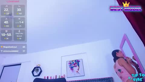 Snapshot of amber_hot22 chatting on February 12, 8:29 pm ambar online show from February 12, 8:29 pm