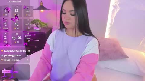 amber_white25 online show from September 18, 6:17 am