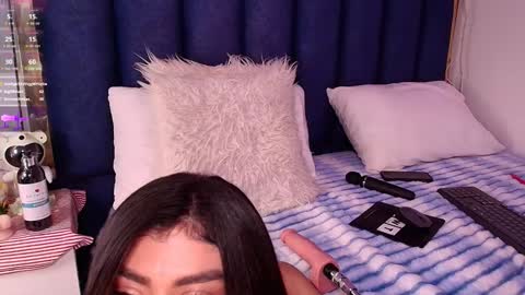 Snapshot of ambermoss_ chatting on January 29, 9:55 am Amber online show from January 29, 9:55 am