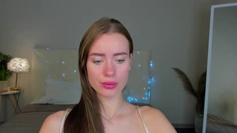 Snapshot of ameli_povilainn chatting on September 21, 2:26 am Ameli online show from September 21, 2:26 am