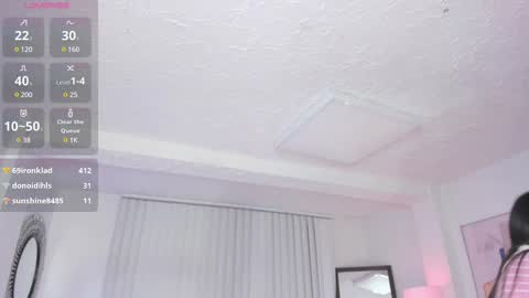 Amelie Jons online show from February 12, 2:24 am