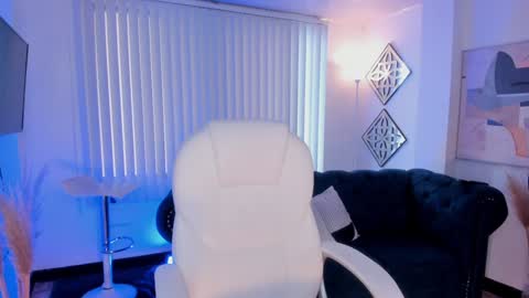 Amelie Jons online show from January 21, 8:21 pm