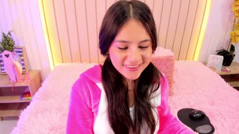 Snapshot of ameliiaa_smith chatting on January 18, 5:20 am Amelia online show from January 18, 5:20 am