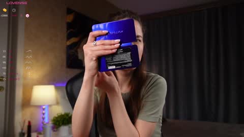 Snapshot of amelyxxx chatting on February 6, 4:10 am Amy online show from February 6, 4:10 am