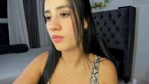 Snapshot of amiirra_ chatting on September 10, 6:14 am Amira sweet online show from September 10, 6:14 am
