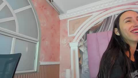 Amira online show from September 11, 11:22 am