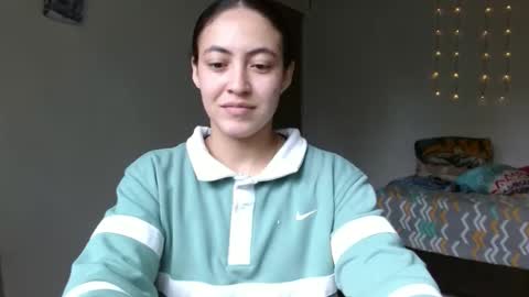 amitlu_ online show from February 15, 6:44 pm