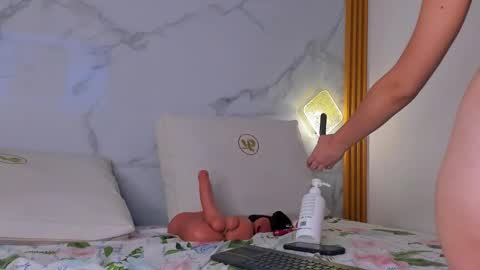 Ammie kova online show from September 19, 7:28 pm