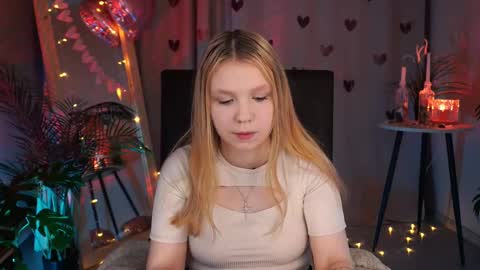 Tessa  online show from February 12, 2:54 pm