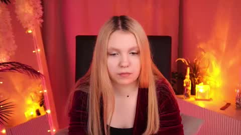 Tessa  online show from March 3, 4:47 pm