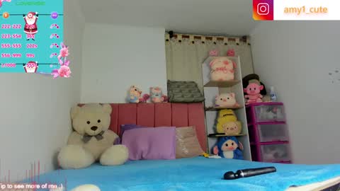 Snapshot of amy1cute chatting on January 5, 12:42 am Amy online show from January 5, 12:42 am