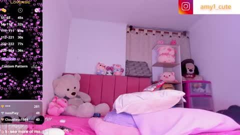 Snapshot of amy1cute chatting on December 23, 4:33 am Amy online show from December 23, 4:33 am