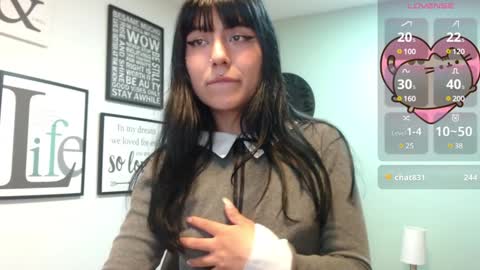 Snapshot of amy__adams1 chatting on January 8, 7:24 am Amy 3 online show from January 8, 7:24 am