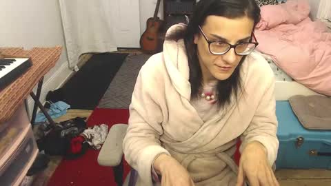 Trashely Gimpson online show from February 10, 10:20 am