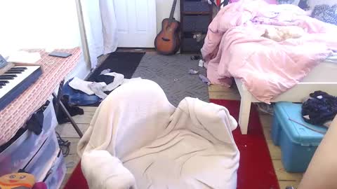 Trashely Gimpson online show from February 19, 5:27 pm