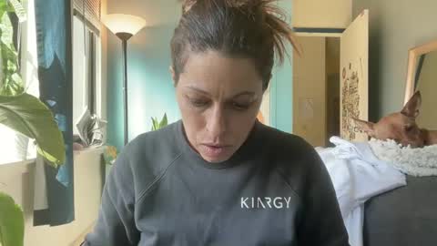 Snapshot of amysmilez chatting on February 7, 4:56 pm Amy Smilez online show from February 7, 4:56 pm