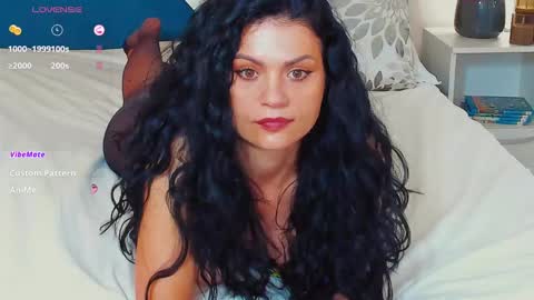 Snapshot of ana_crystal chatting on February 11, 9:20 am ANA online show from February 11, 9:20 am