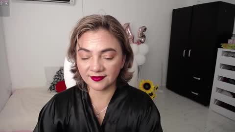 Snapshot of ana_hotmilf chatting on January 26, 1:04 pm Ana online show from January 26, 1:04 pm