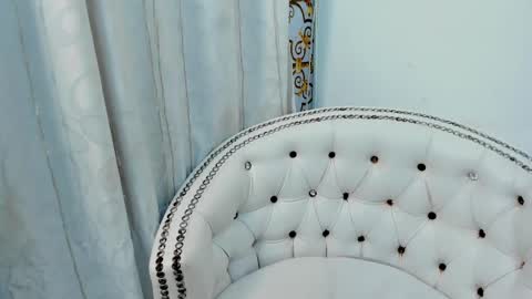 Snapshot of analia18_ chatting on March 9, 4:44 pm analia18 online show from March 9, 4:44 pm