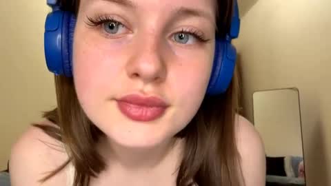 Lucy online show from September 10, 5:25 pm