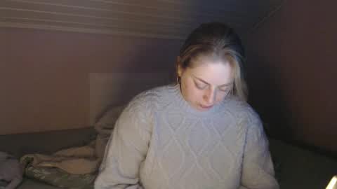 Snapshot of andorphina chatting on January 2, 9:22 am Andorphin online show from January 2, 9:22 am